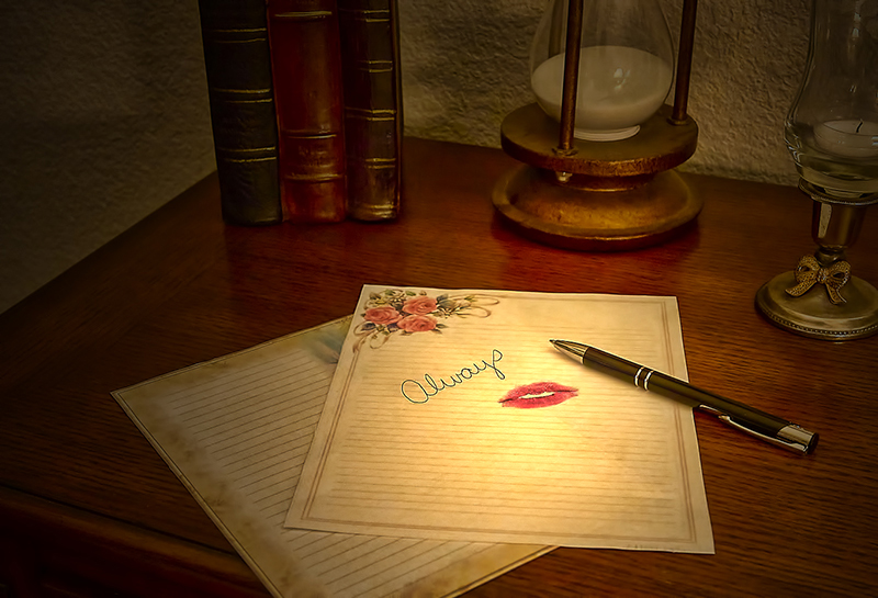 Stationery Lips