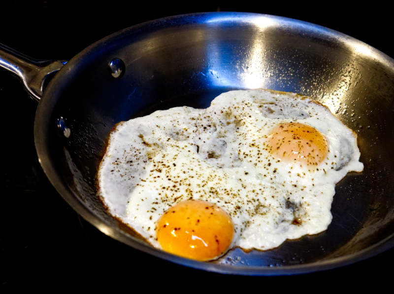 Fried Eggs with Cracked Pepper