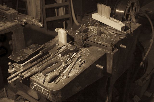 Brushmaker's tools
