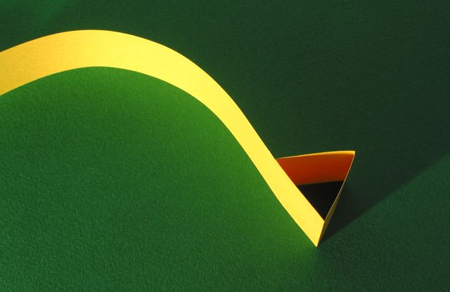 Paper Illusion