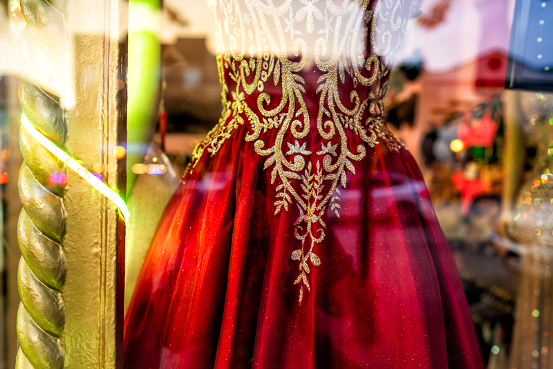 Glamour in Red
