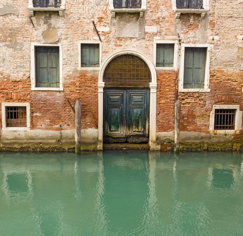 Venetian Door